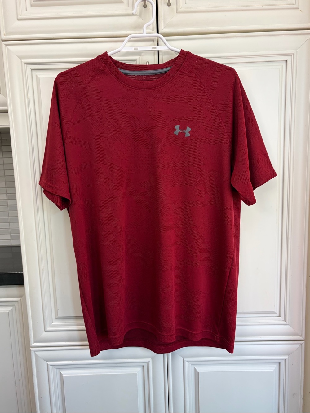 Under Armour men’s athletic t-shift